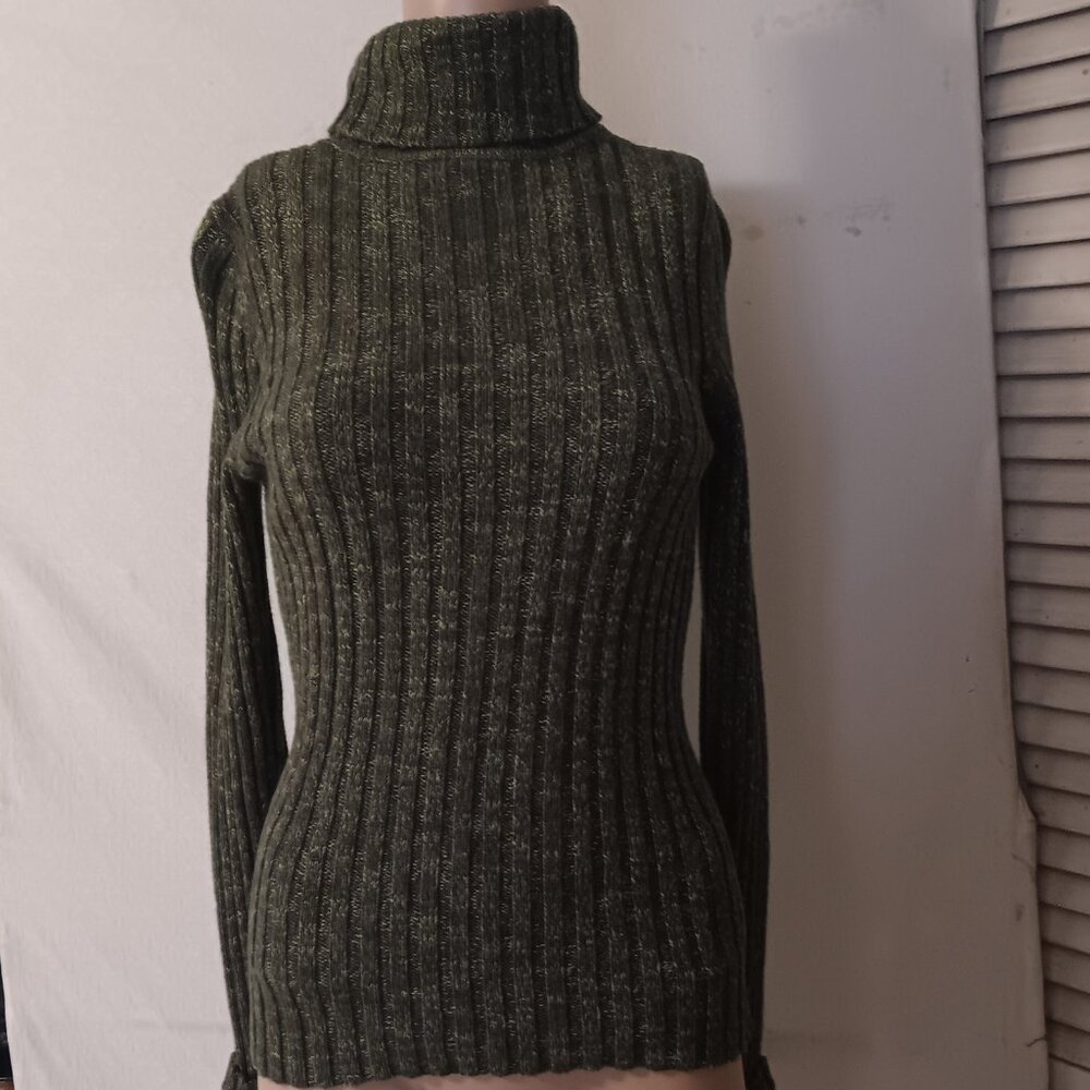 Jones New York Sport Olive Green Sweater Size Petite